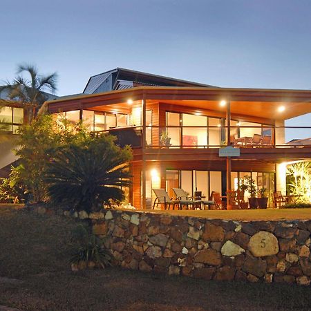 Airlie Waterfront Bed & Breakfast Airlie Beach Exterior photo